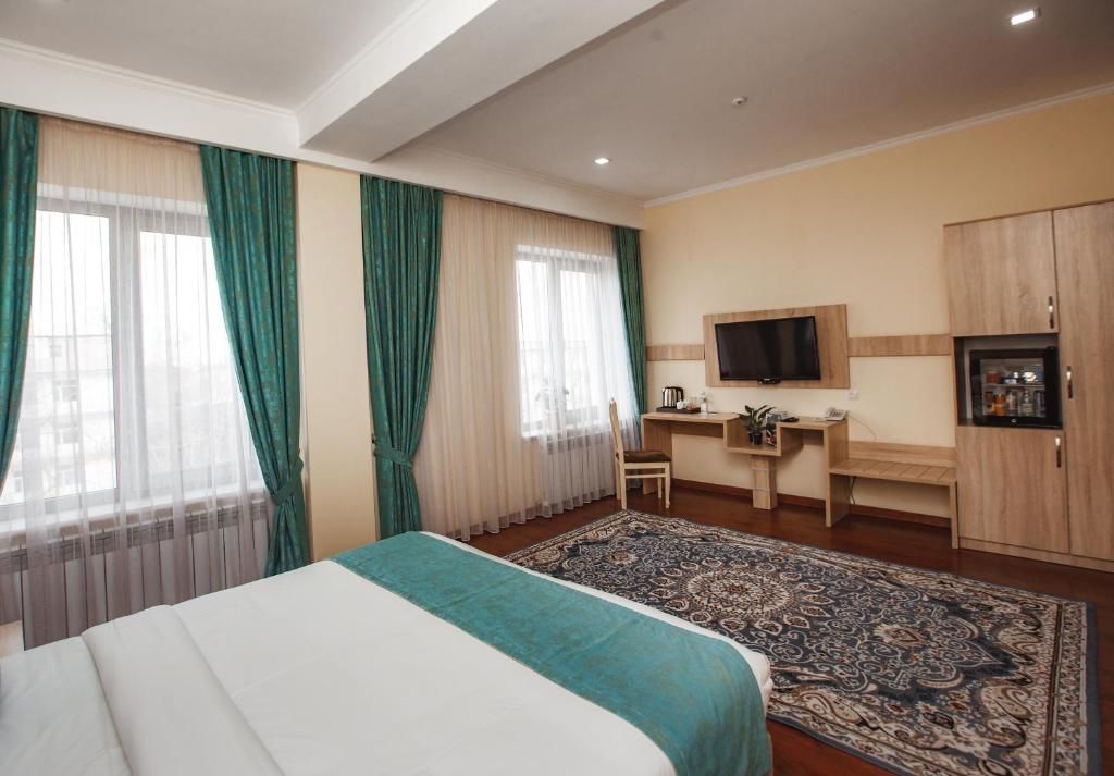 Отель Park Hotel Orleu Шымкент